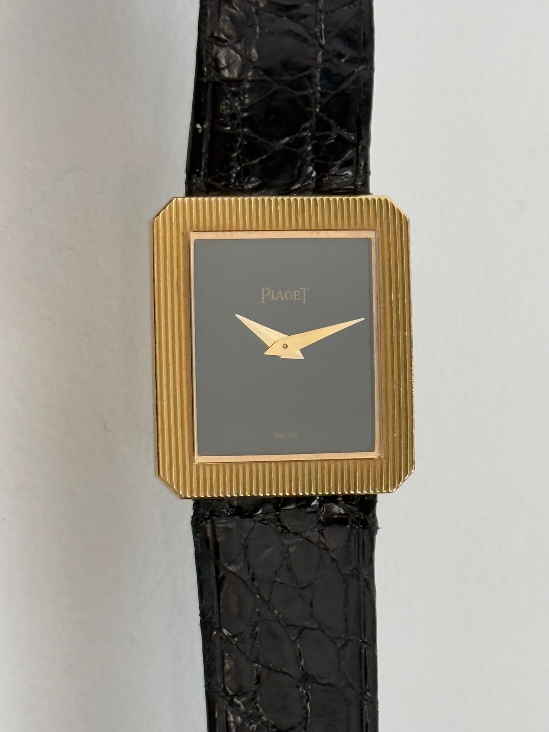 PIAGET Protocole 4154 Black Onyx 18K Yellow Gold Manual 1990’s Ladies Vintage 23mm x 20mm