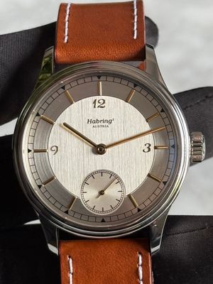 HABRING² TimeOnly 00-200X First Model Small Seconds Manual Silver Stainless Steel 42mm 2004 PAPERS