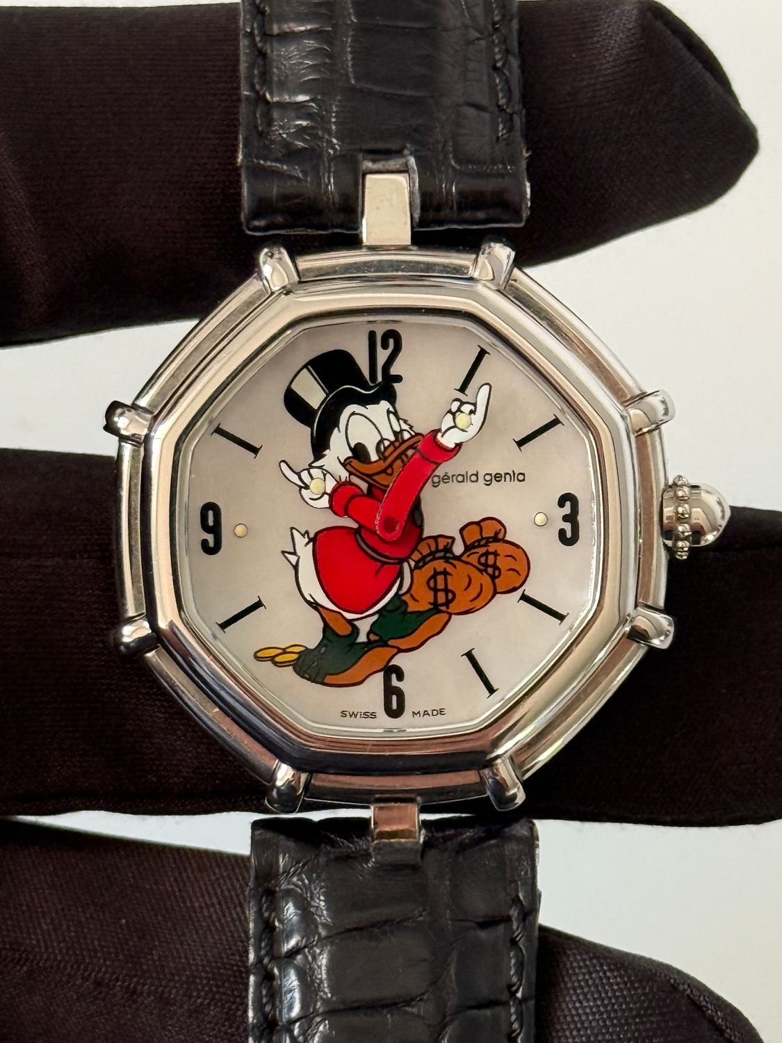 ​GERALD GENTA Scrooge McDuck Octagonal G.3487.7 Mother of Pearl Disney Fantasy Automatic 35mm Stainless Steel 2000’s