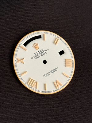 ROLEX Day-Date 228235 40mm Cal. 3255 White Roman Dial President Rose Gold 2015-2020