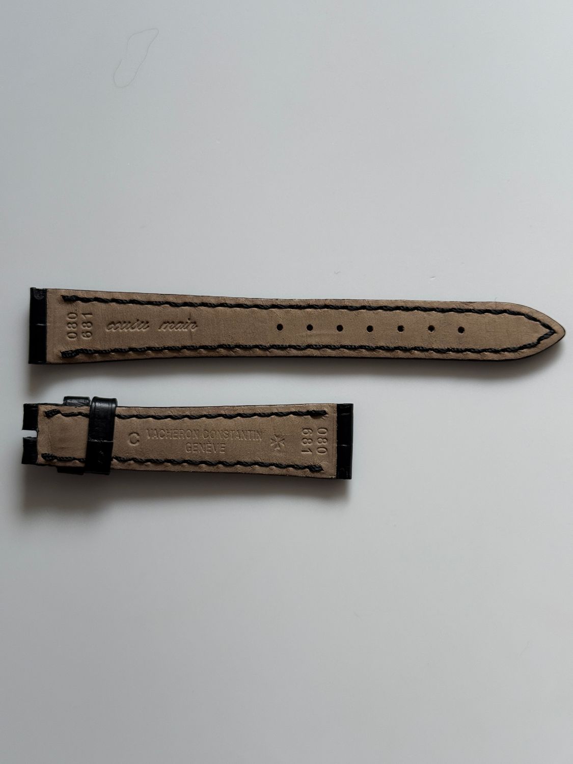 VACHERON CONSTANTIN Jalousie Half-Matte Black Alligator Leather Strap C 080681 Cousu Main Medium 15mm x 12mm