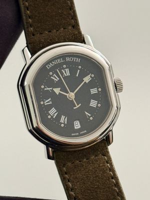 ​DANIEL ROTH Le Sentier T157 Black Date Roman Stainless Steel 32mm Automatic Circa 1999