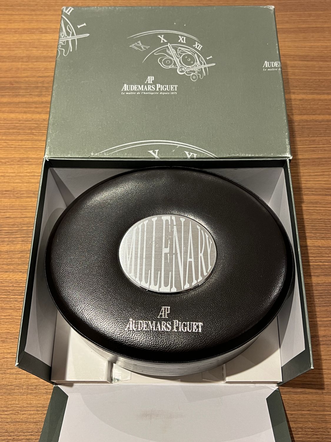AUDEMARS PIGUET Millenary Standard Ellipse Oval Clamshell Presentation Box 1995-2011 FULL SET