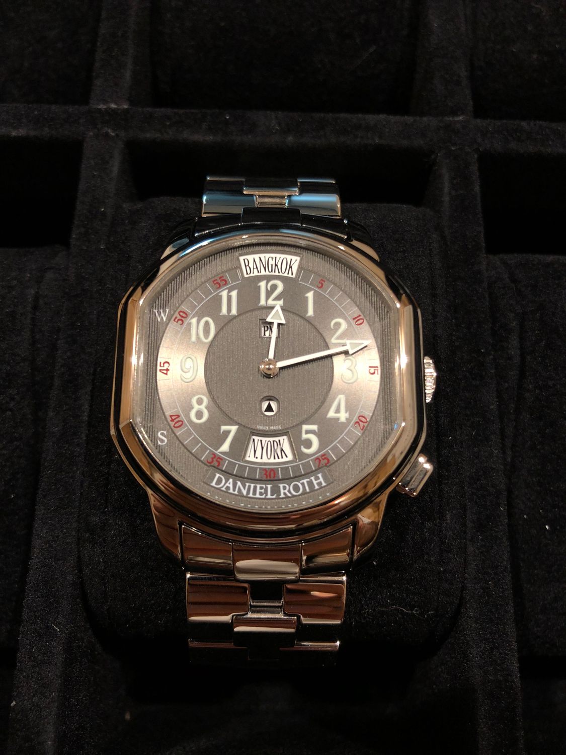 DANIEL ROTH 857 Metropolitan Monopusher World Time Zone 24 Cities Stainless Steel Bracelet Special Edition 38mm DANIEL ROTH 857 Metropolitan Monopusher World Time Zone 24 Cities Stainless Steel Bracelet Special Edition 38mm