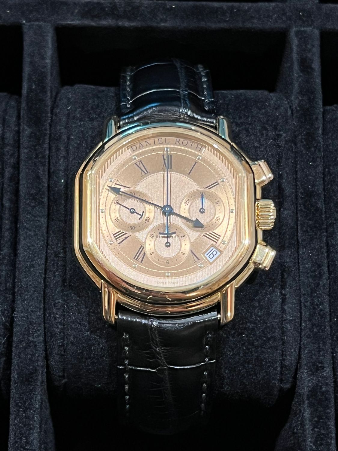 DANIEL ROTH S247.X.40 Masters Chronograph El Primero 400 18k Yellow Gold Champagne Automatic 38mm DANIEL ROTH S247.X.40 Masters Chronograph El Primero 400 18k Yellow Gold Champagne Automatic 38mm