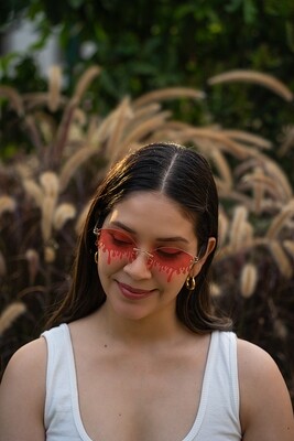 ​TRENDY TEARS  SUNGLASSES