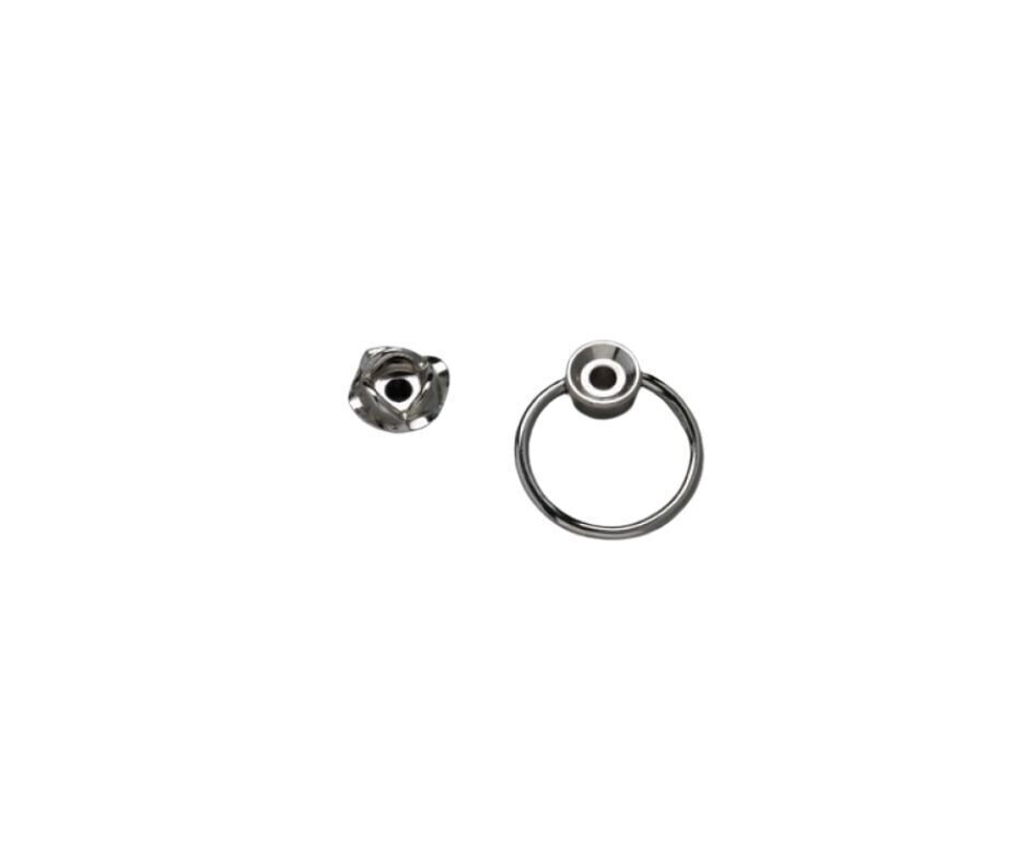 Deckel-/Blumenstoppring aus Messing mit Rosette aus Zamak mit Nickel-Finish