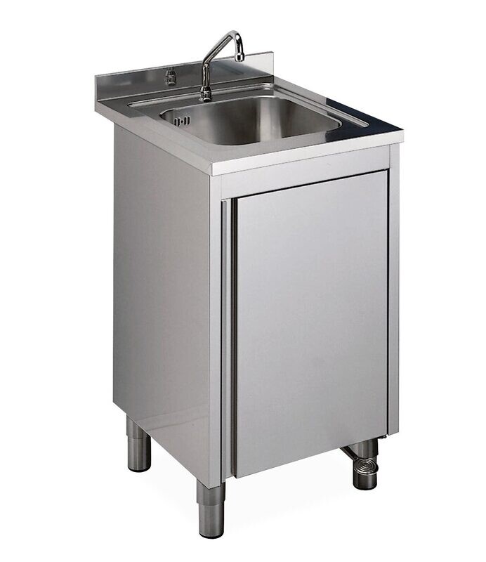 Waschbecken im Schrank