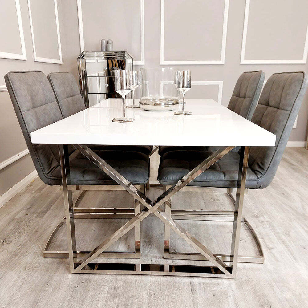 Roma 1.6 Dining Table with 4 Tolan Chairs