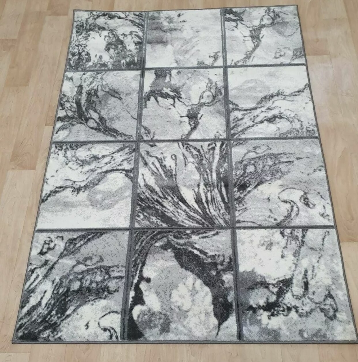Splendour Check Marble