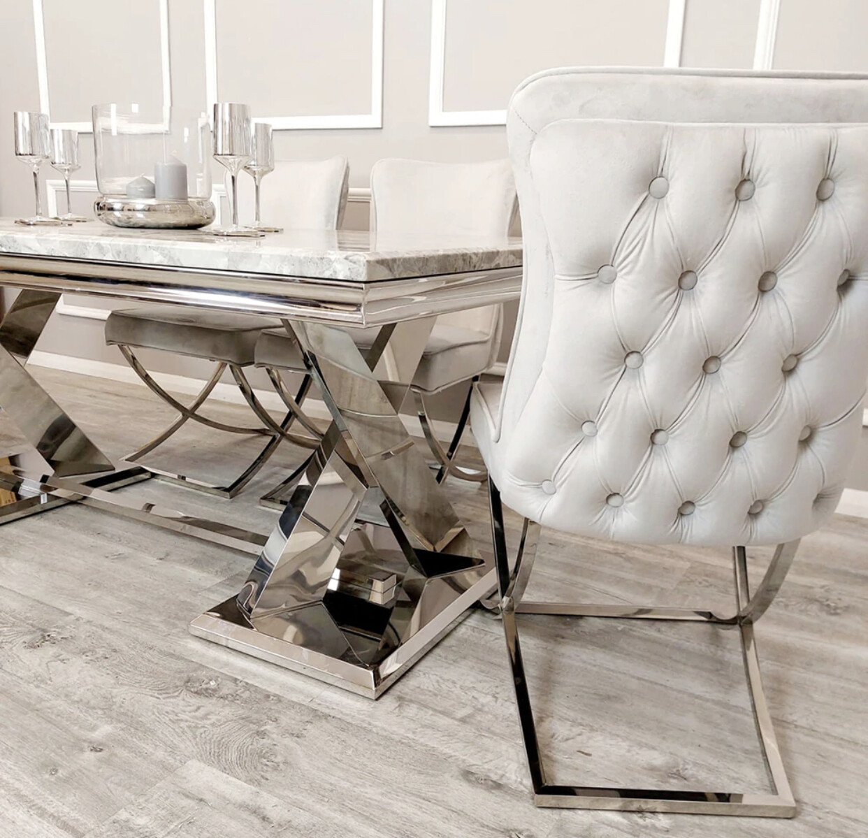 Arizona Dining Table