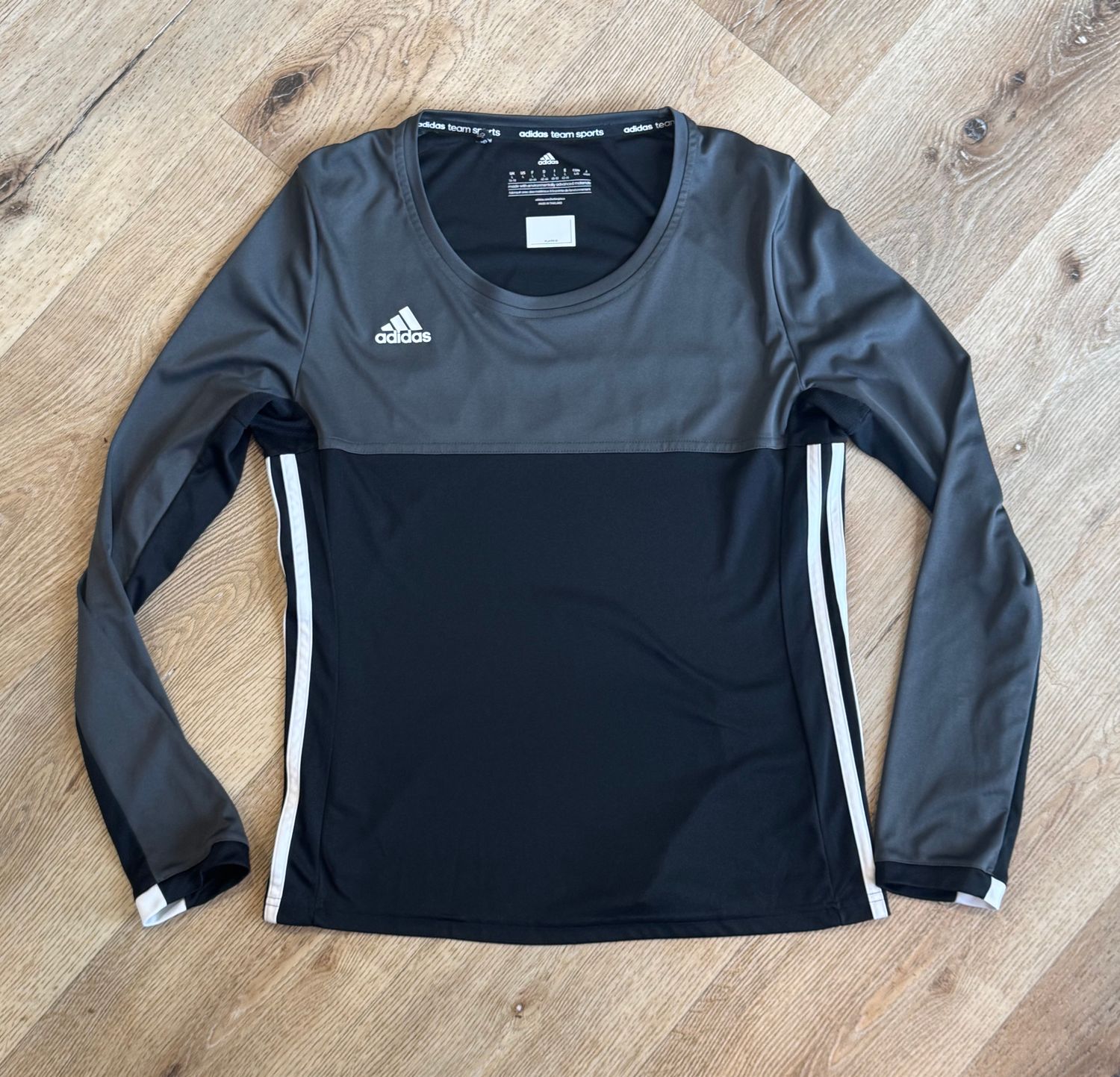 Adidas Damen Funktionsshirt mit Logo Größe L
