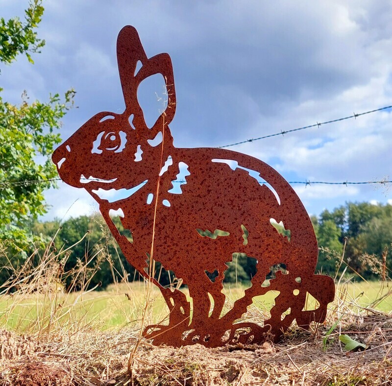 Rabbit made out of cortensteel