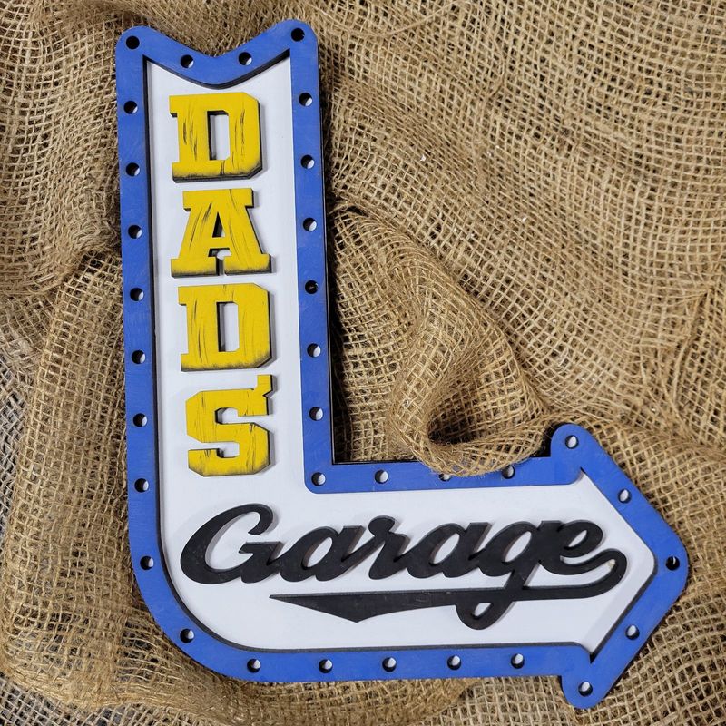 DAD&#39;S GARAGE SIGN