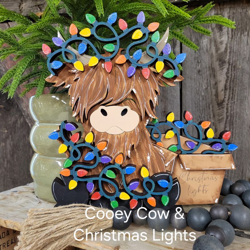 COOEY COW &amp; CHRISTMAS LIGHTS