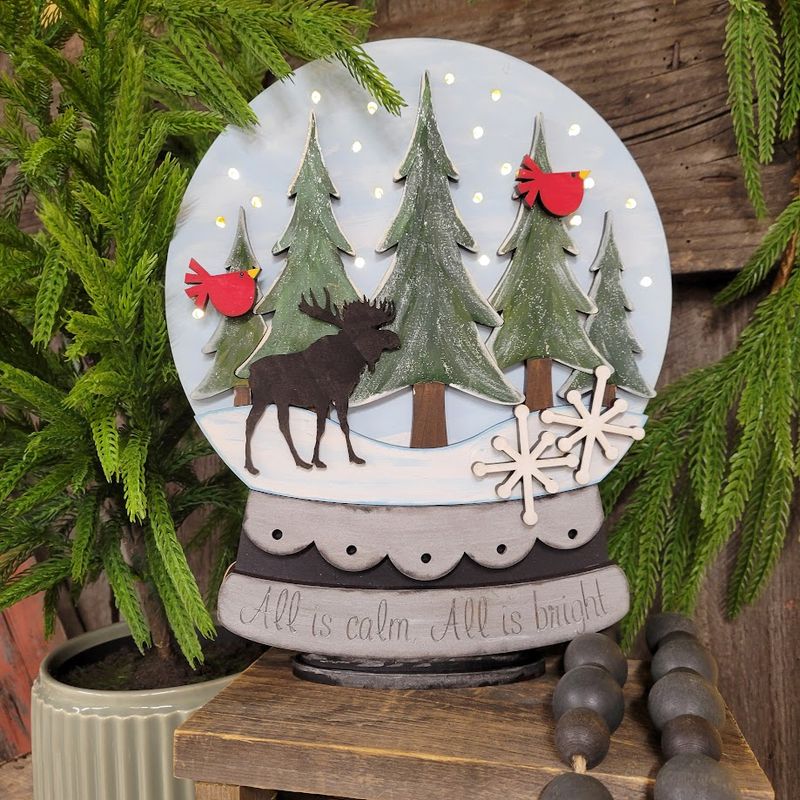 MOOSE SNOWGLOBE WITH LIGHTS