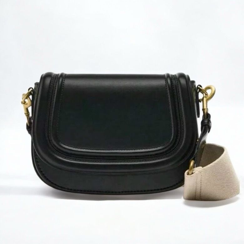 Black Saddle Bag