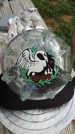 Peli-Laurel Footed Taza ~ RiP