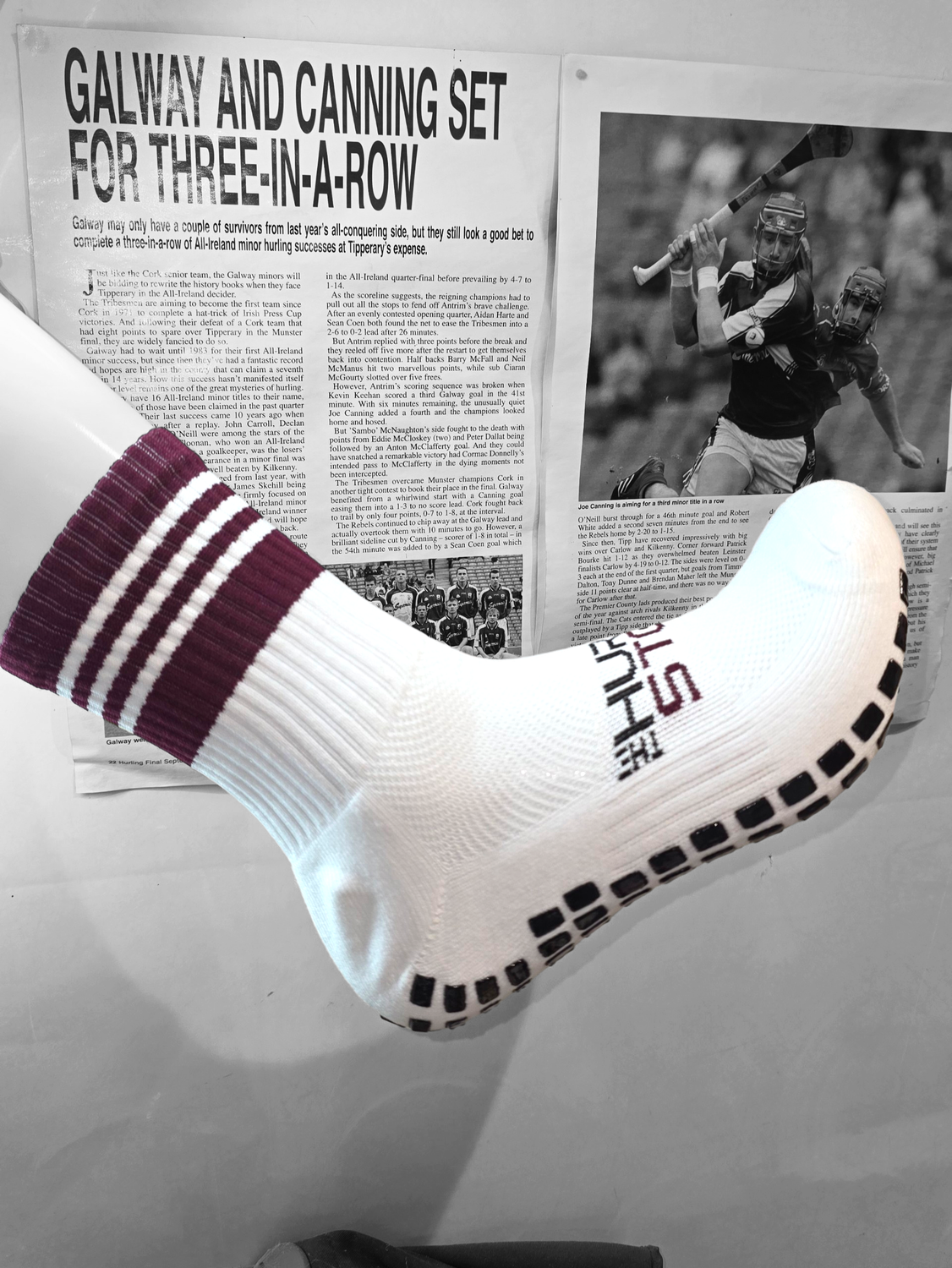 MAROON/White - Player Grip Socks