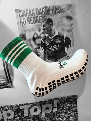 GREEN/White - Player Grip Socks