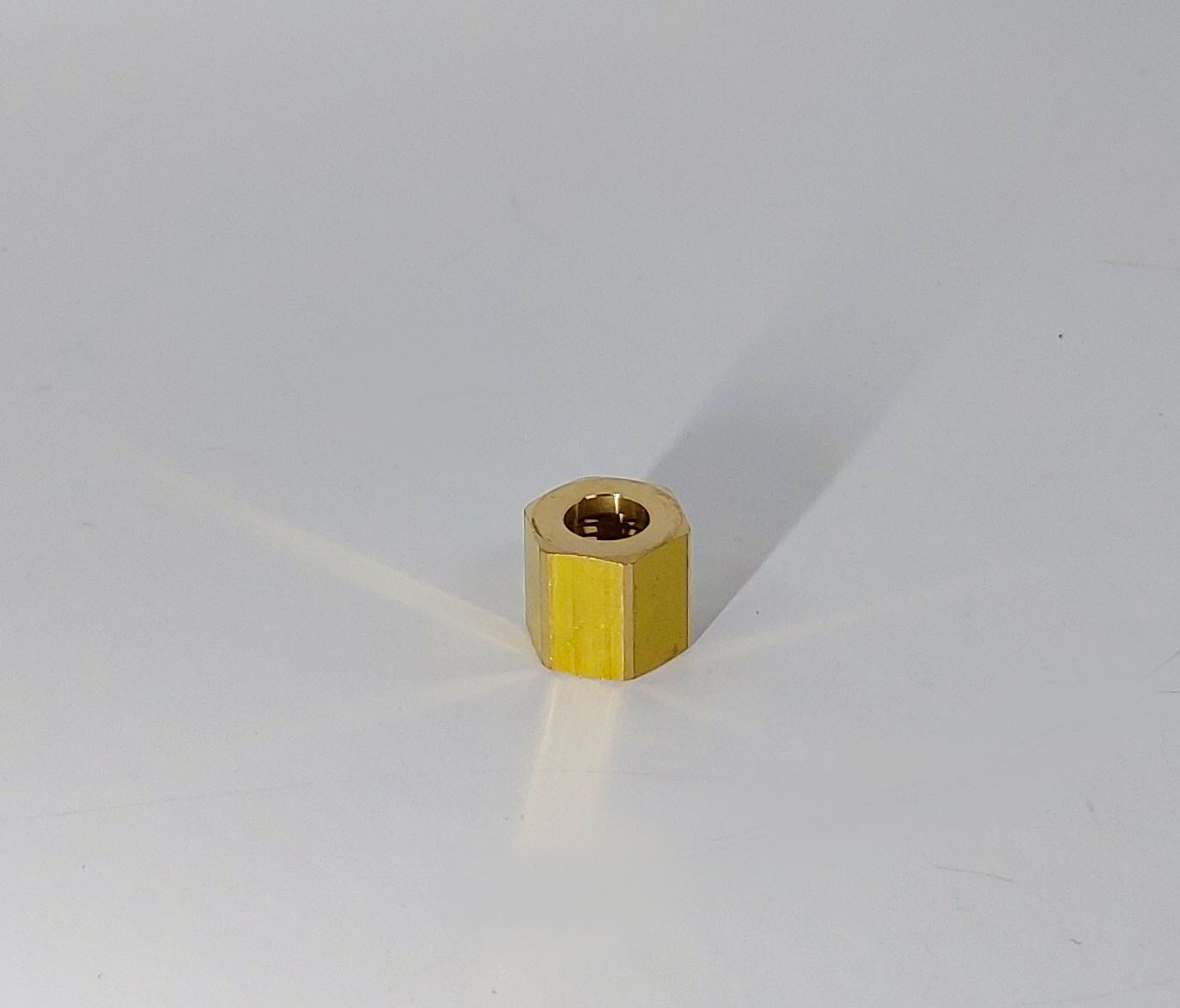 Nut 1/4&quot; RH