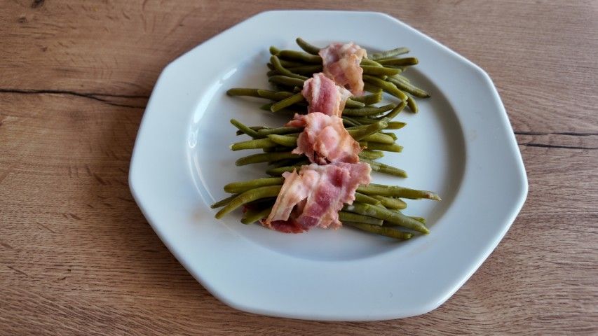 Bonenrolletjes met spek - 4 stuks