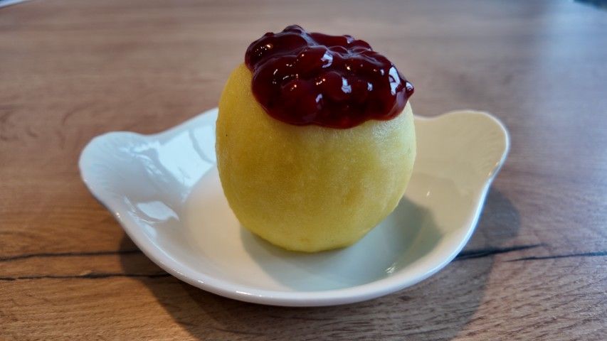 Appel met veenbessen