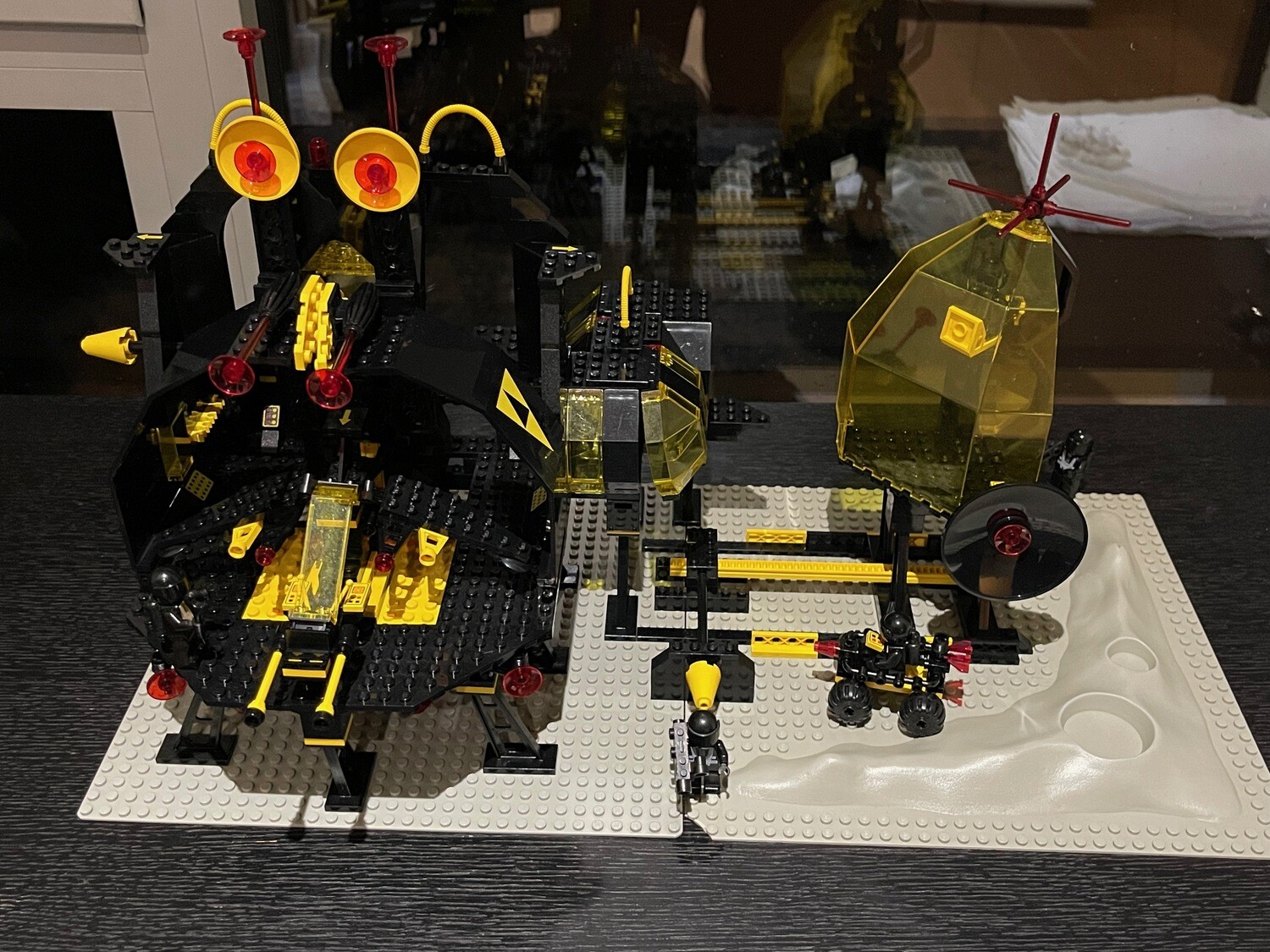 Lego 6987 - Message Intercept Base