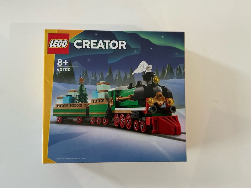 Holiday &amp; Event 40700 Wintertrein