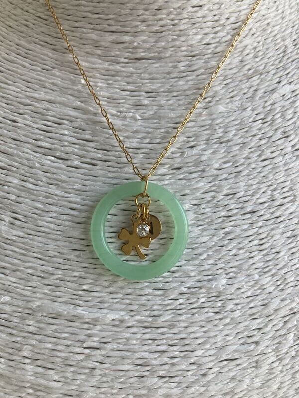 Ketting kort groen met bedeltjes