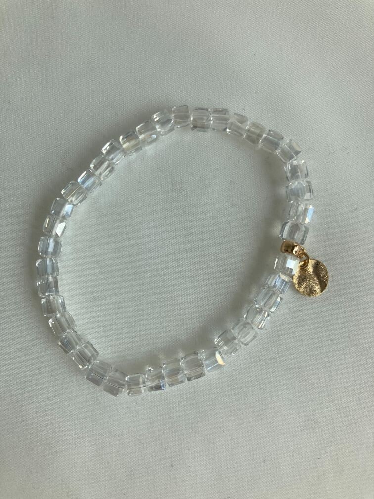 Armband witte kralen