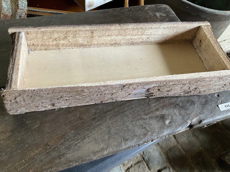 Langwerpig houten dienblad