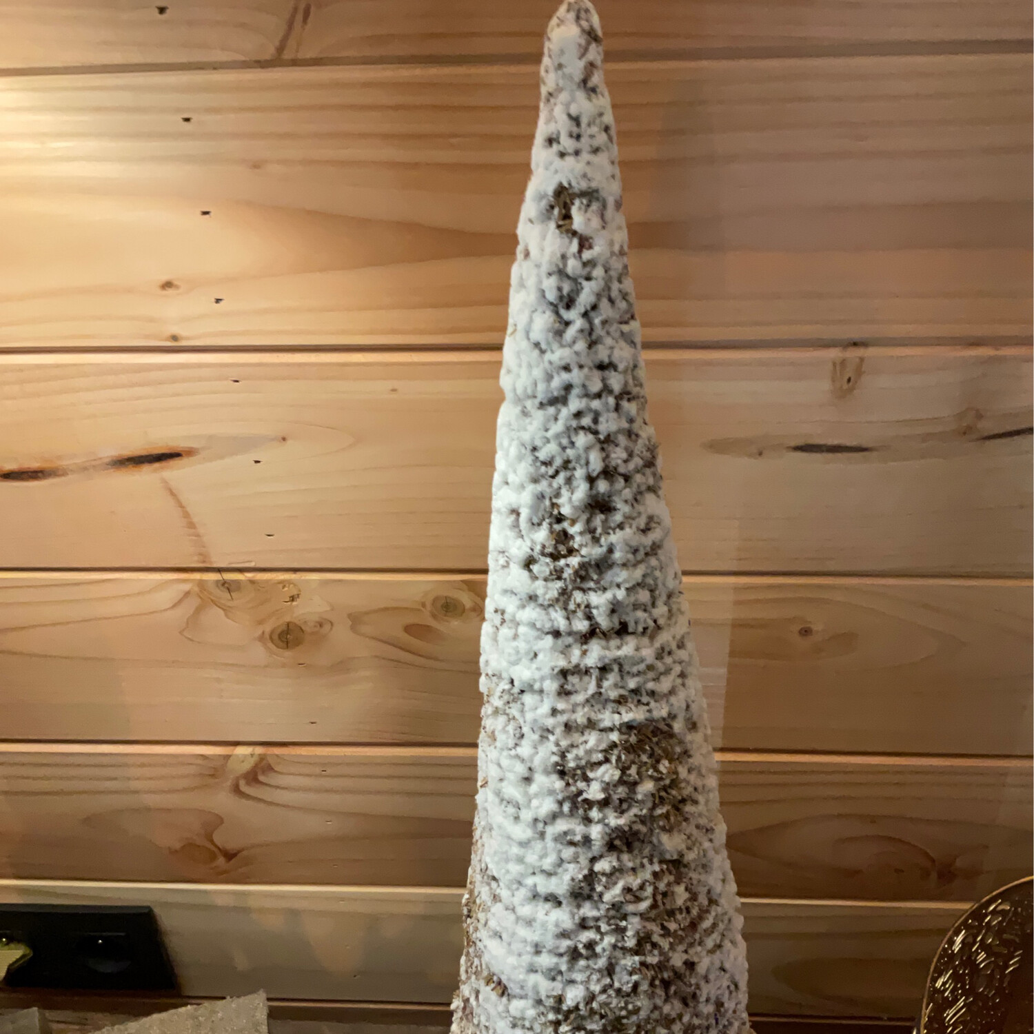 Kerstboom Met Sneeuw Op AA Batterijen