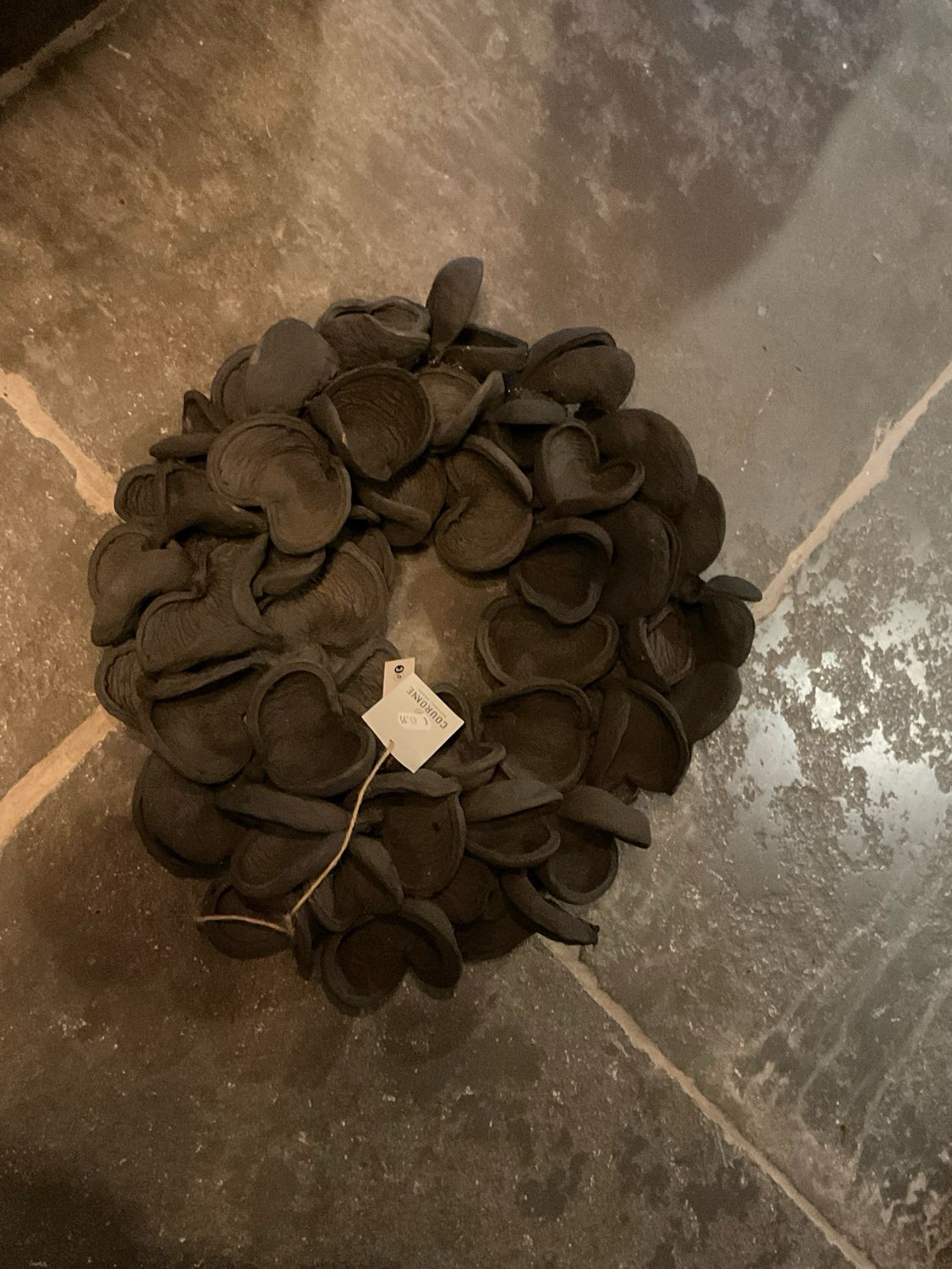 Badam wreath dark grey wah 45 cm