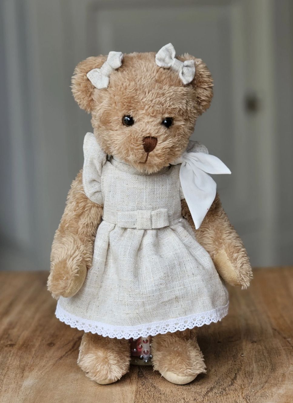 Beren meisje beige
