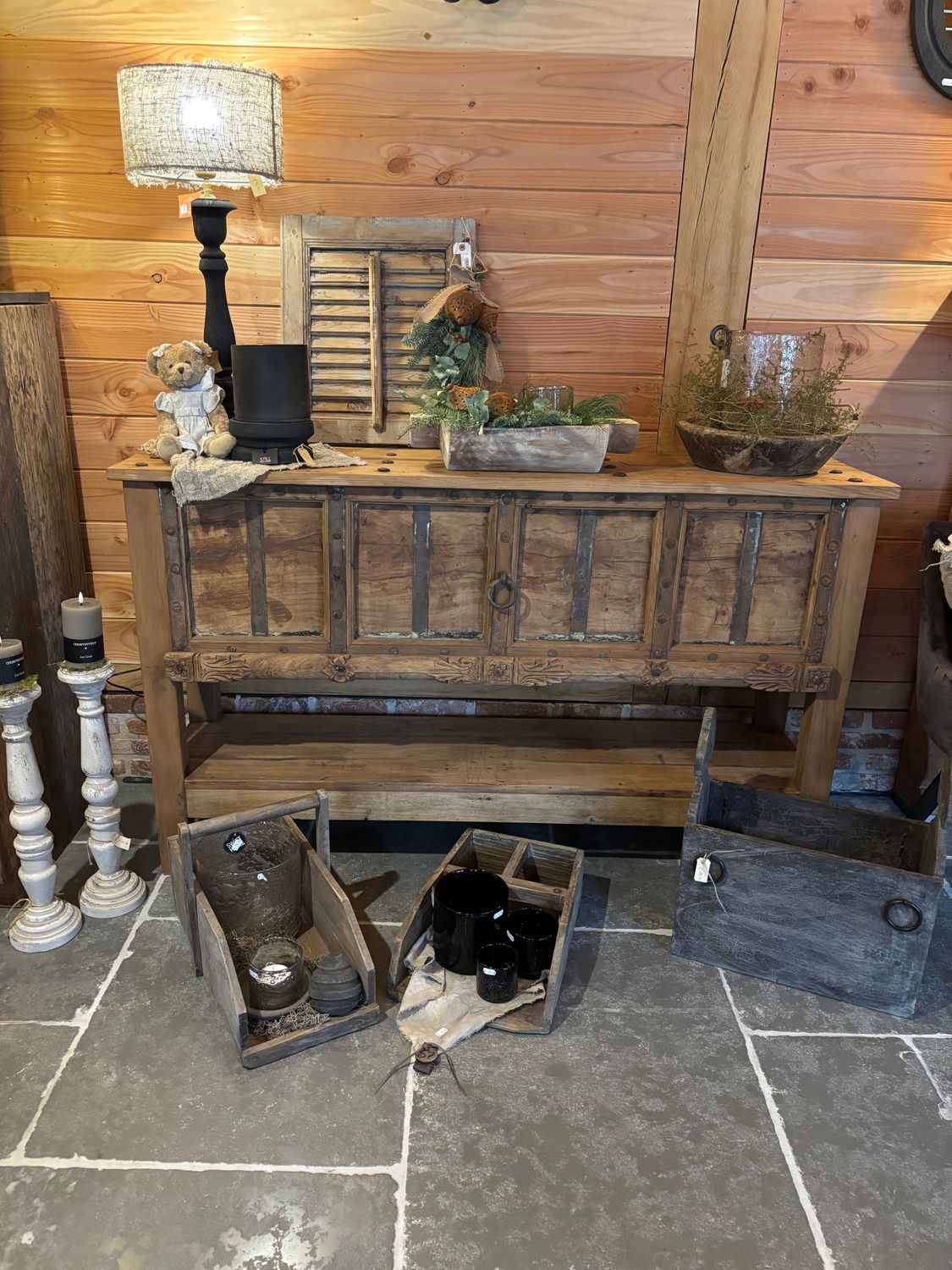 Sidetable 160x38x93cm
