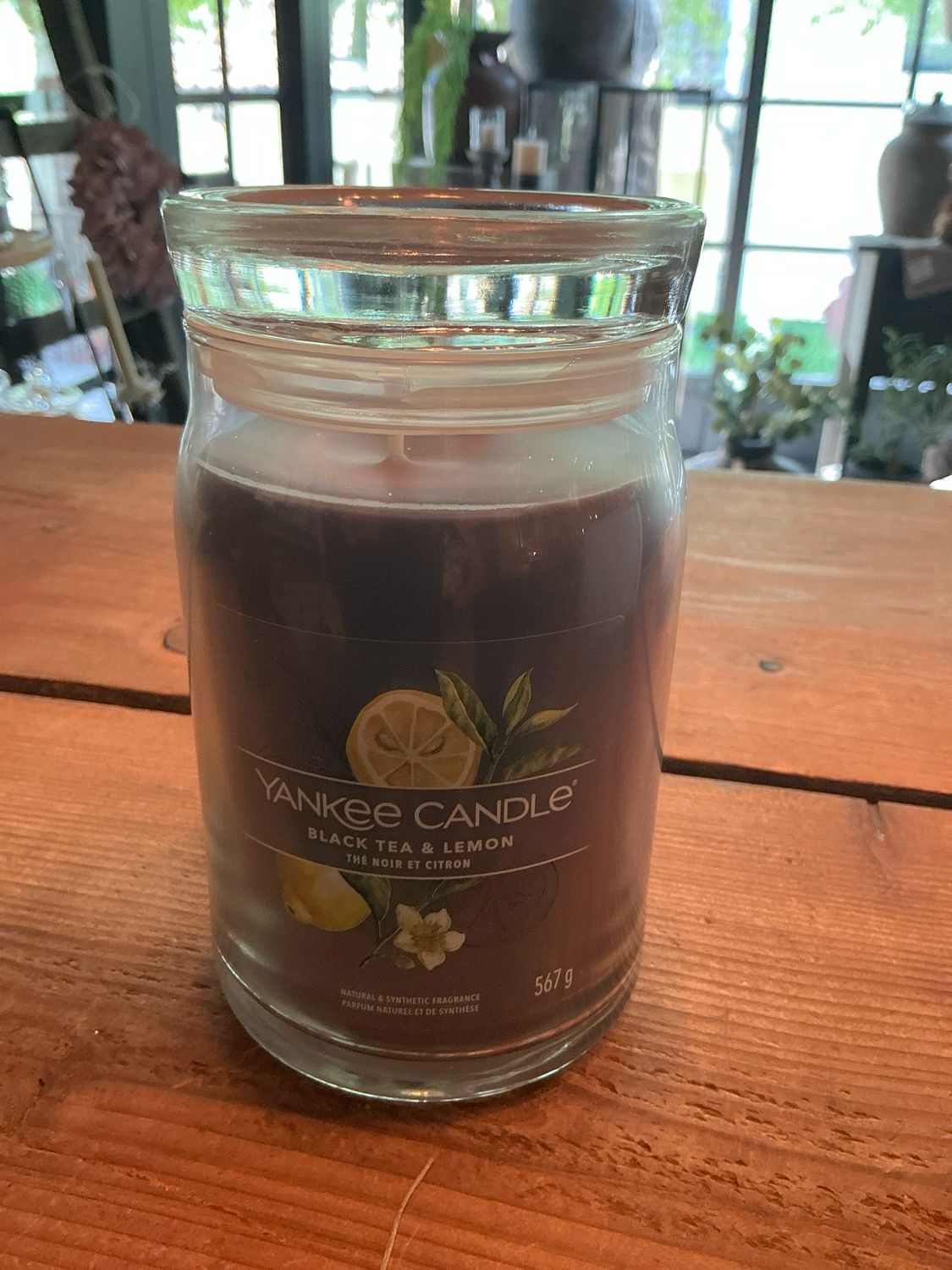 Yankee Candle large black tea &amp; lemon