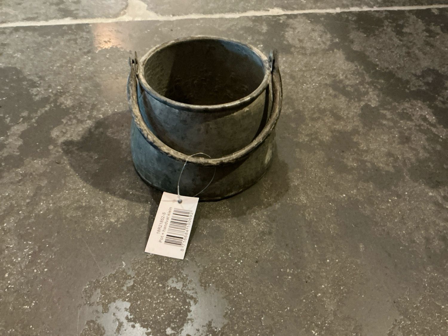 Zinken potje met handvat