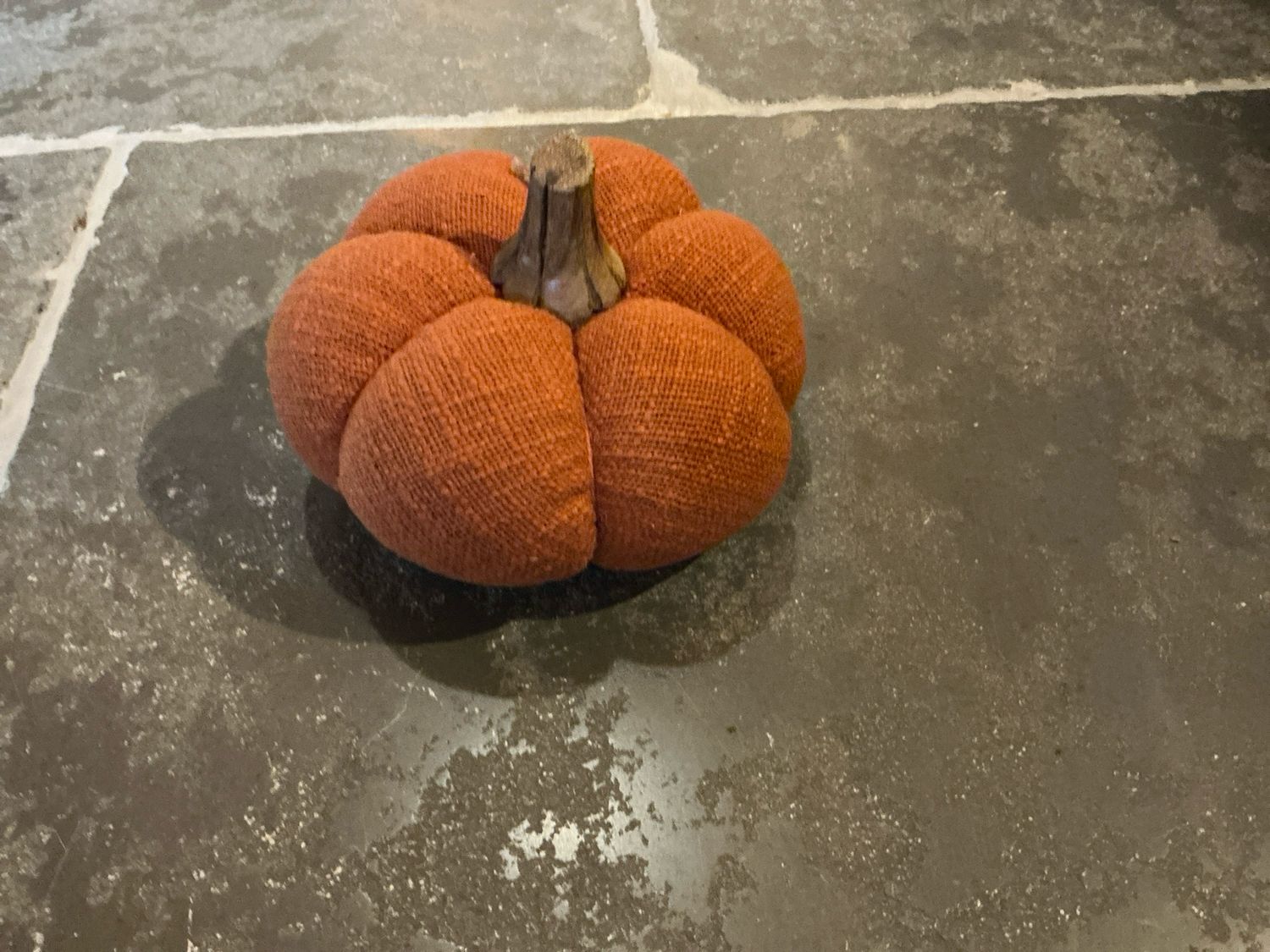 Pompoen in stof kleur oranje doorsnee 20cm