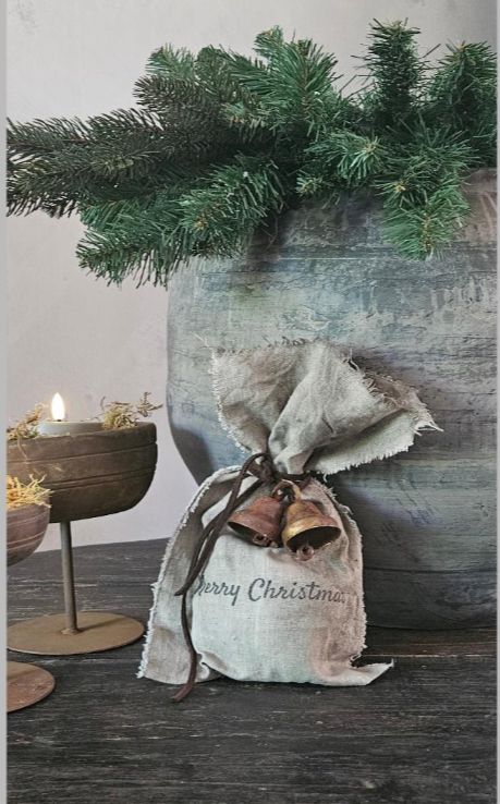 Kerstzakje met 2 bellen Merry christmas