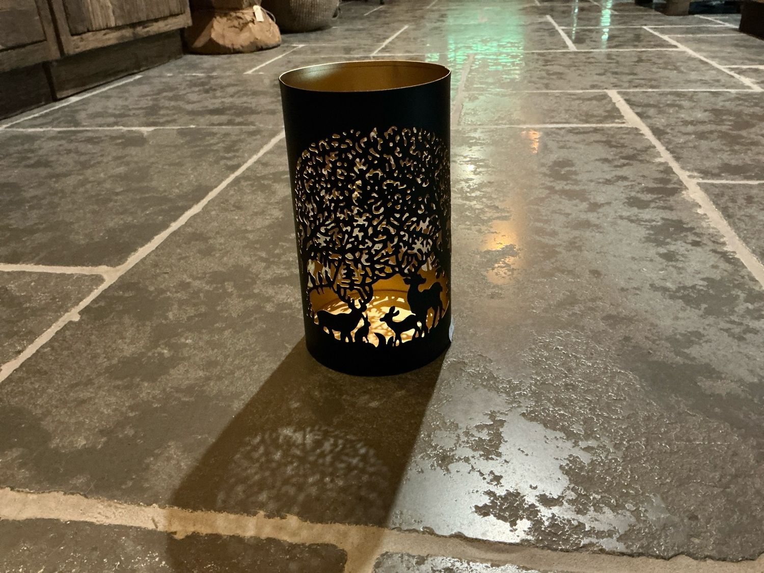 Theelicht met rendieren 20x12 cm zwart goud