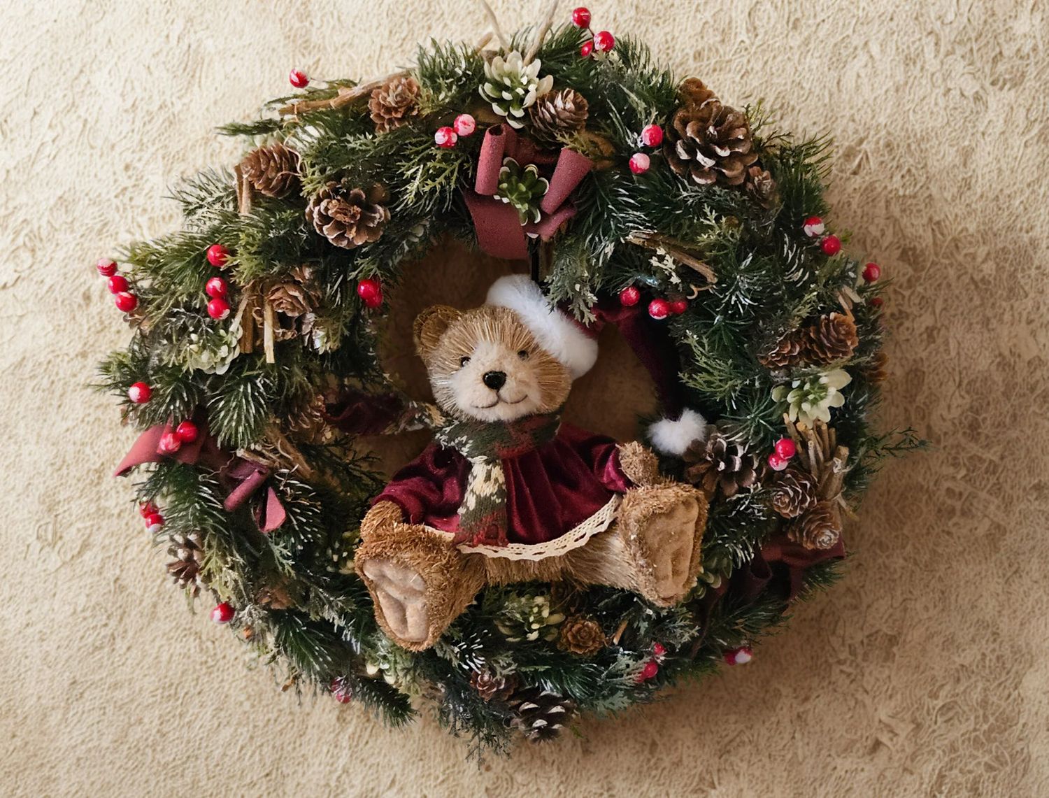 Kerstkrans met  beertje 40cm doorsnede