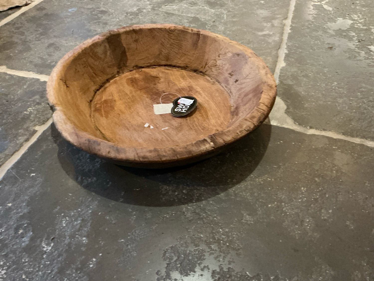 Houten schaal 30cm doorsnede elke schaal is uniek