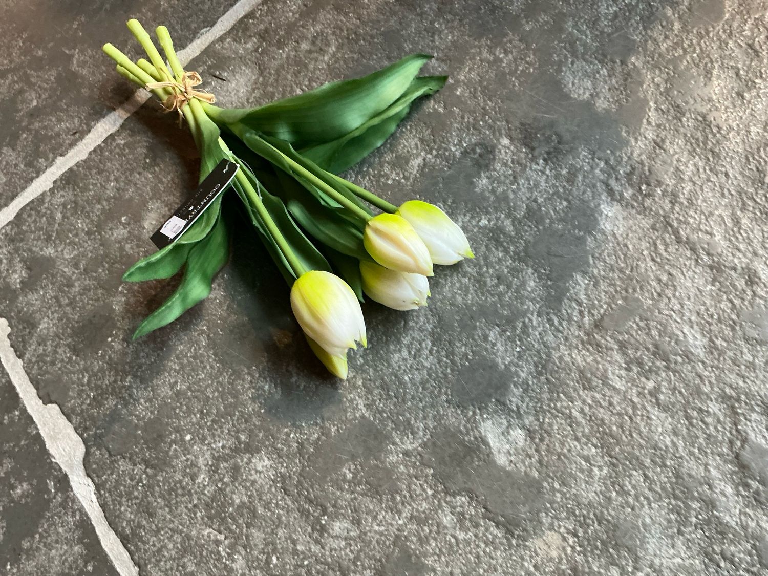 Boeket witte tulpen (5) 30cm