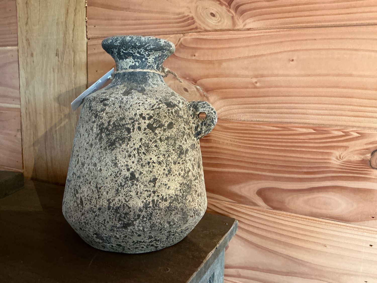 Handgemaakte Kruik met smalle hals 25x18cm