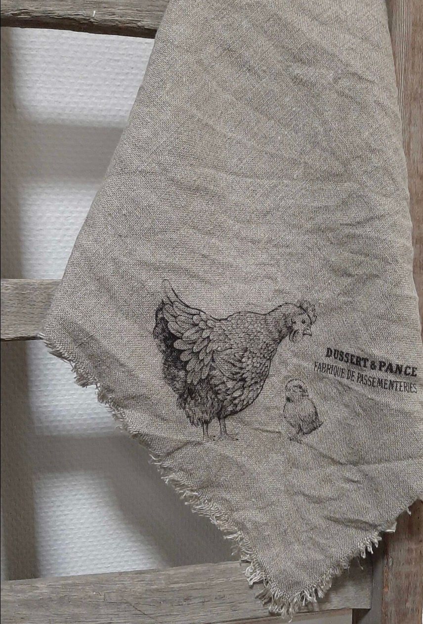 Shabby doek kip met kuiken 50x50cm