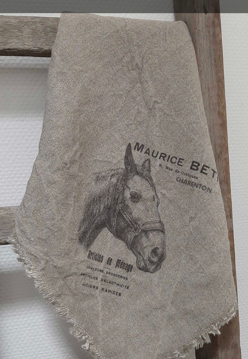 Shabby doek paard 50x50cm