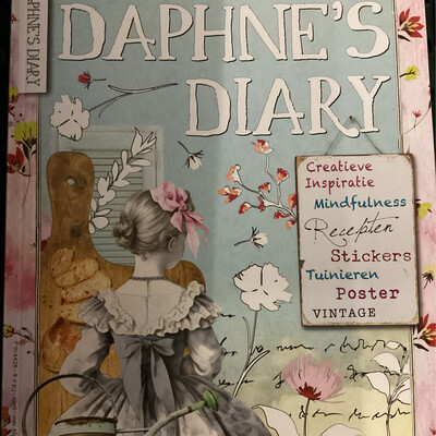 DAPHNE S DIARY NL 3