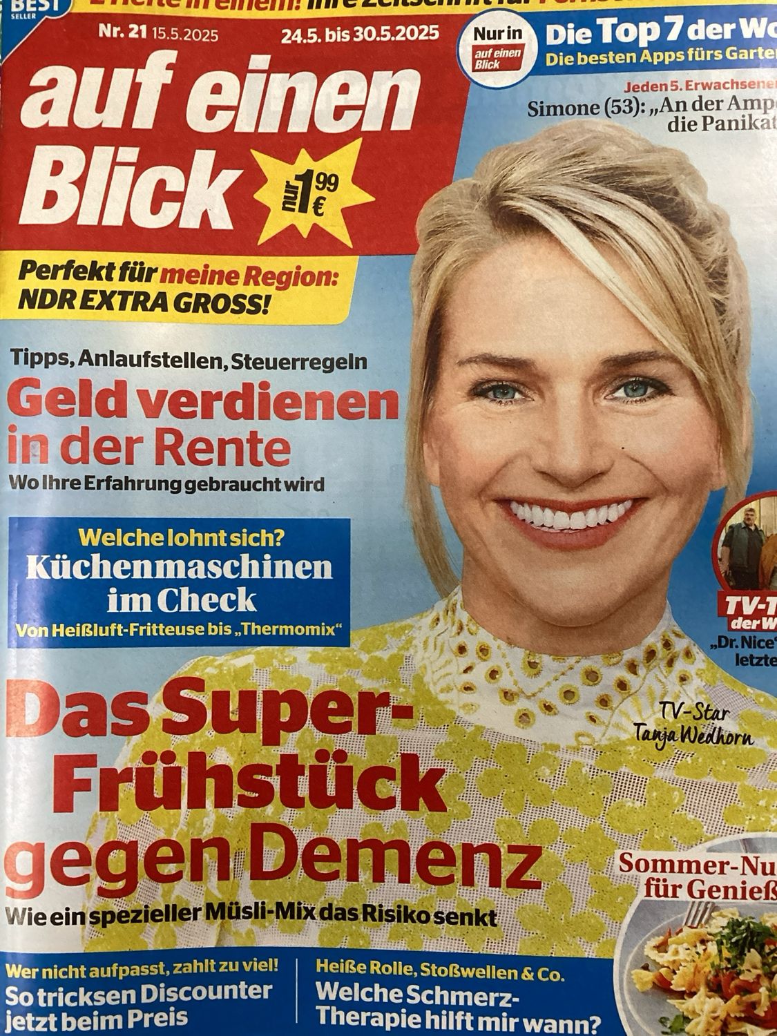 AUF EINEN BLICK #25022