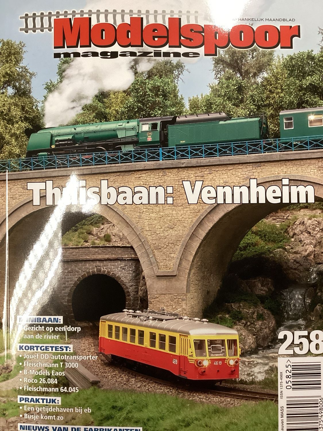 MODELSPOOR MAGAZINE #258